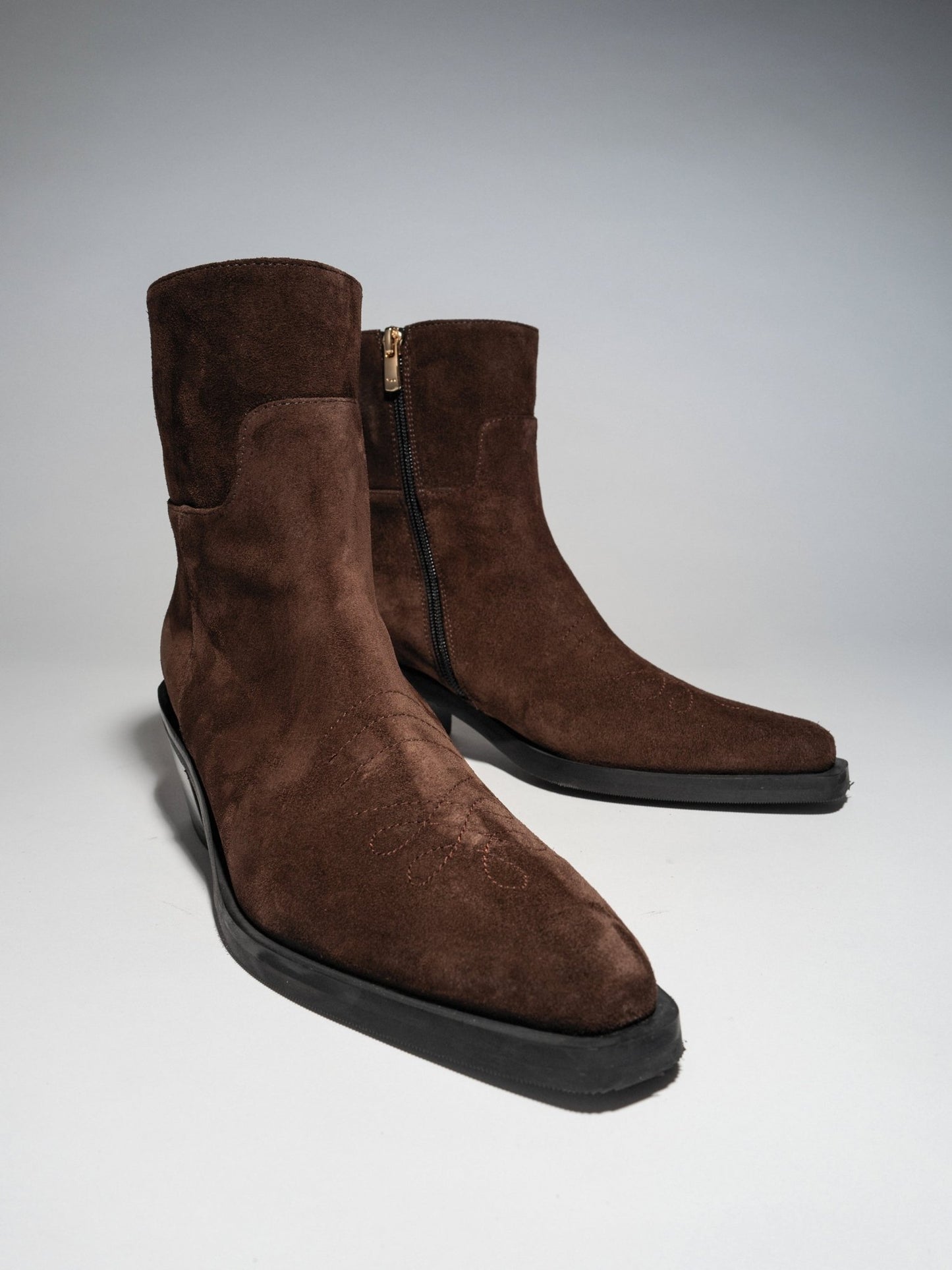 ARUJU Brown suede - LAX