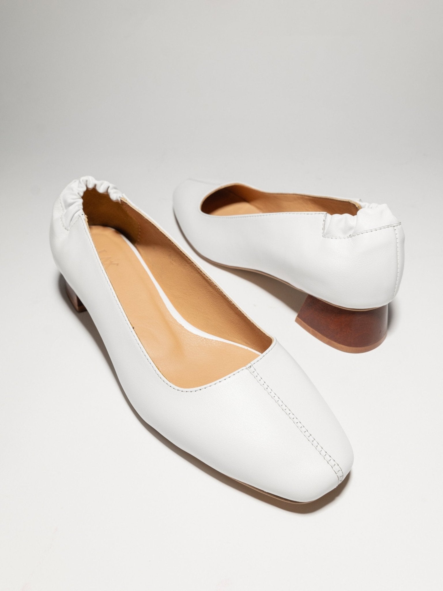 MAGGIE Pumps White - LAX