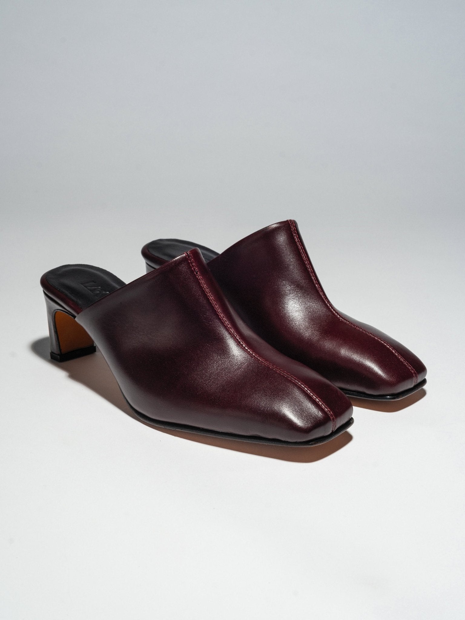 PIAF Mules Plum - LAX