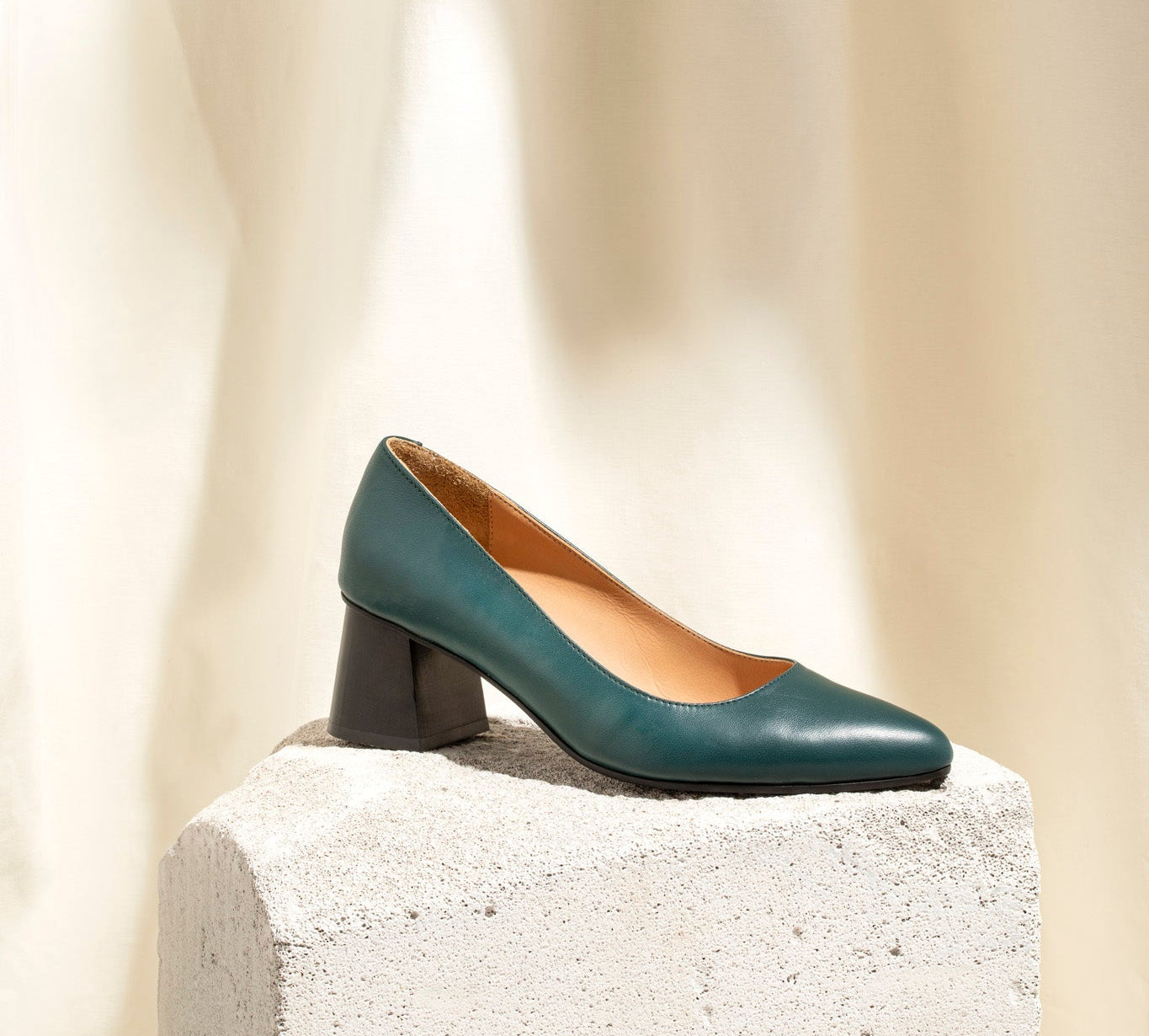 DANIKA PUMPS Teal - LAX
