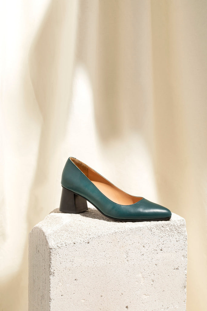 DANIKA PUMPS Teal - LAX